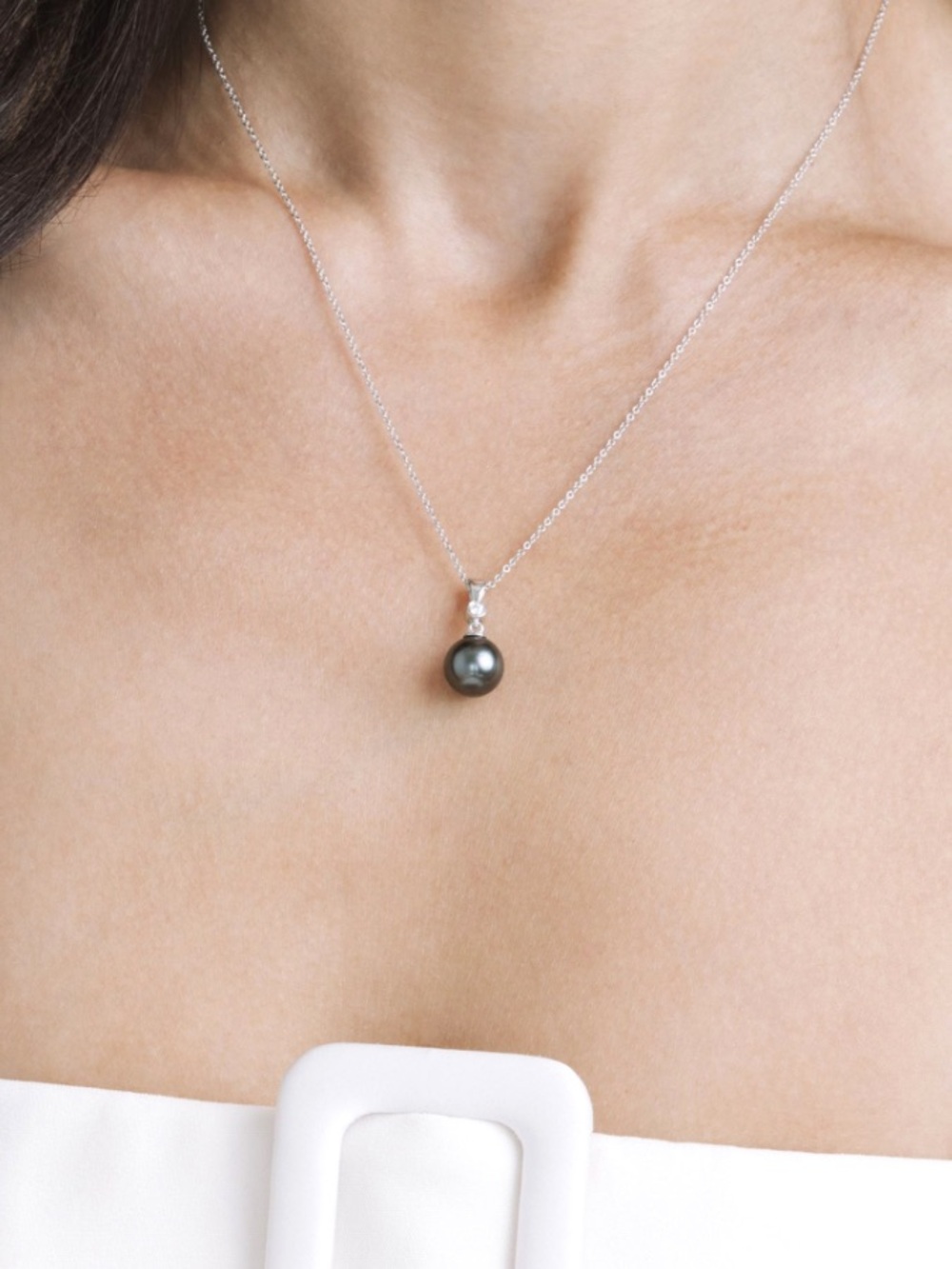 Pearl and Diamond Necklace